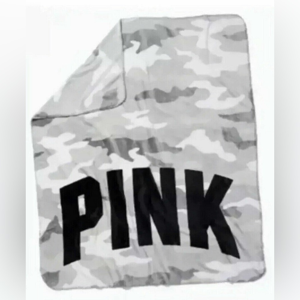 Victoriaโs Secret PINK Grey Camo Sherpa Throw Blanket